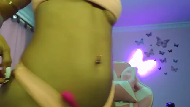 caroline jonson online show from March 2026 03:12:02 PM