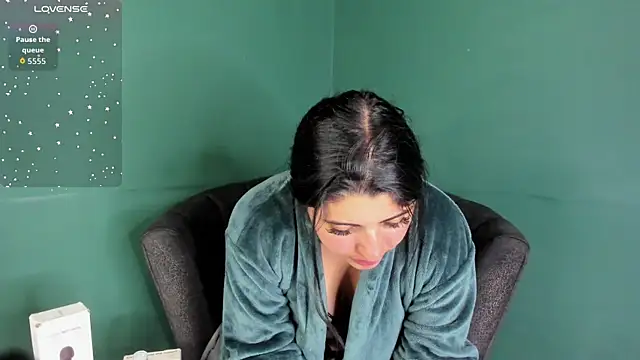 Danna 777  online show from September 2025 11:00:02 PM