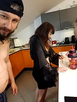 Tortuga95PL online show from April 2026 07:01:01 PM