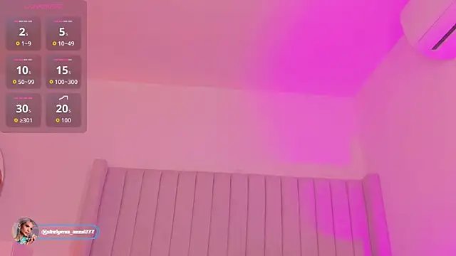 Shelynna azzul online show from December 2025 08:22:02 PM