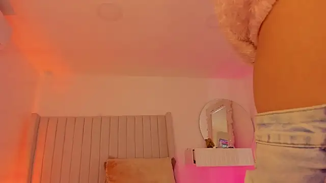 Shelynna azzul online show from March 2026 08:43:02 PM