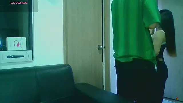 Tifanny Sweett online show from January 2026 01:20:02 AM