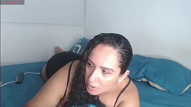 Snapshot of hey_delilah chatting on November 2025 12:15:02 AM hey delilah online show from November 2025 12:15:02 AM