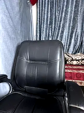 Snapshot of Ritu-Babe chatting on November 2025 04:40:01 PM Ritu-Babe online show from November 2025 04:40:01 PM