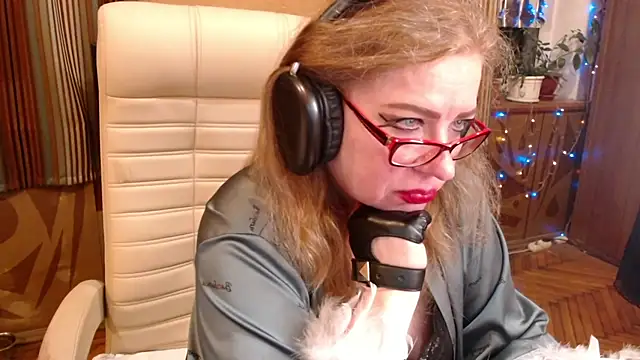 Miss Tress online show from July 2026 08:50:02 PM