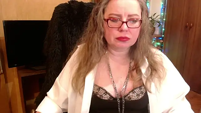 Miss Tress online show from February 2025 07:33:02 PM