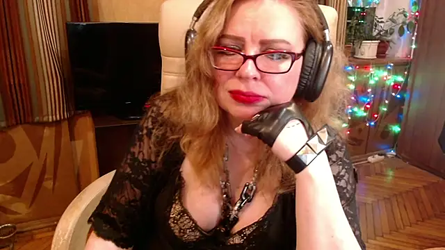 Miss Tress online show from July 2026 08:44:02 PM