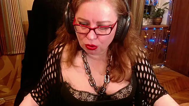 Miss Tress online show from September 2025 06:19:01 PM