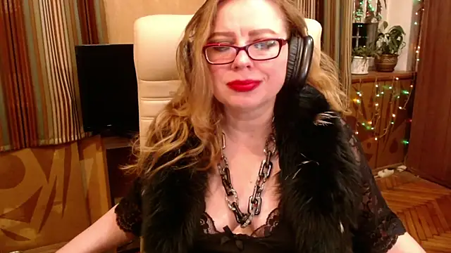 Miss Tress online show from April 2026 11:12:02 PM