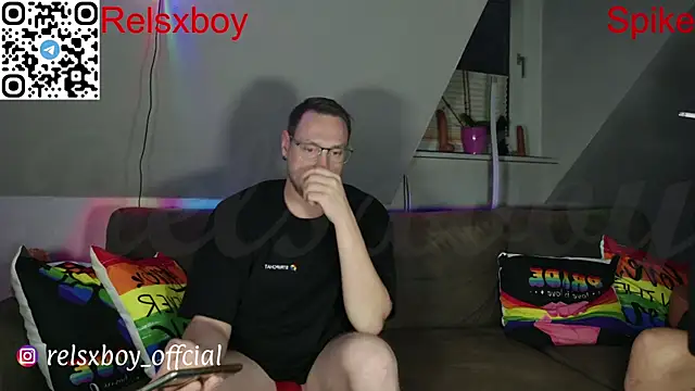 Snapshot of Relsxboy chatting on October 2025 05:57:01 PM Relsxboy online show from October 2025 05:57:01 PM