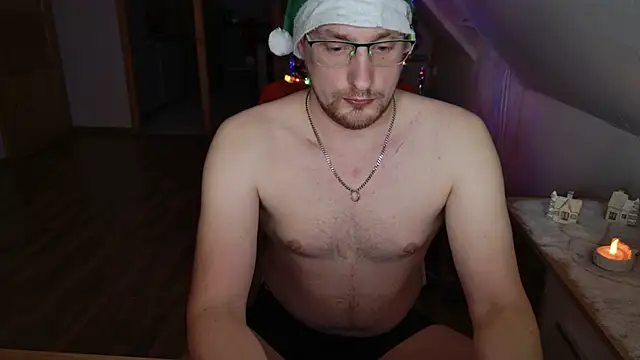 Snapshot of Relsxboy chatting on December 2024 08:21:02 PM Relsxboy online show from December 2024 08:21:02 PM