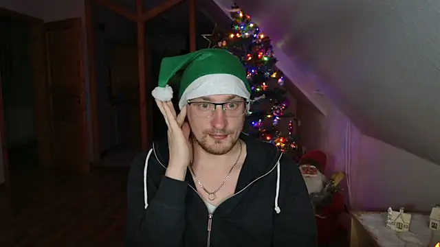 Snapshot of Relsxboy chatting on December 2024 08:55:02 PM Relsxboy online show from December 2024 08:55:02 PM