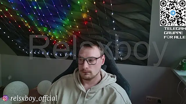 Relsxboy online show from March 2026 05:10:02 PM