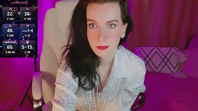 Snapshot of AndreaAshton chatting on March 2025 06:00:01 PM AndreaAshton online show from March 2025 06:00:01 PM