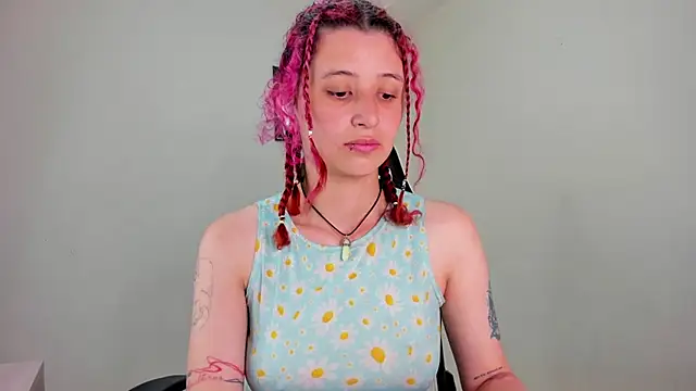 Snapshot of valent_27 chatting on November 2025 03:01:02 AM valent 27 online show from November 2025 03:01:02 AM