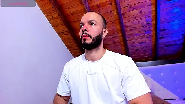 Tom Bailey online show from March 2026 12:31:02 PM