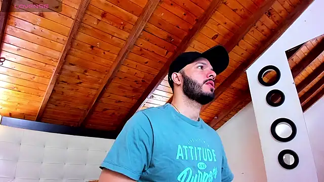 Tom Bailey online show from November 2025 12:38:02 PM