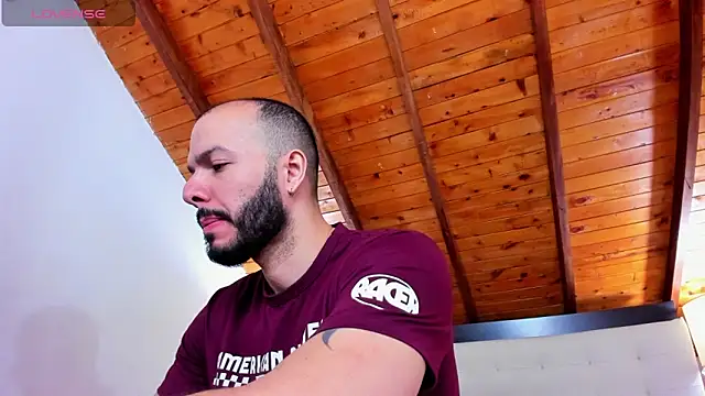 Tom Bailey online show from October 2025 12:48:01 PM