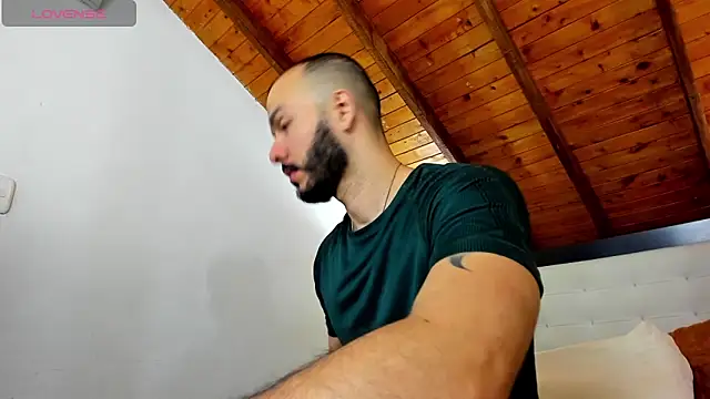 Tom Bailey online show from December 2025 12:48:02 PM