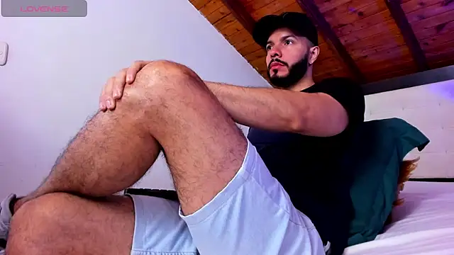 Tom Bailey online show from January 2026 12:45:02 PM