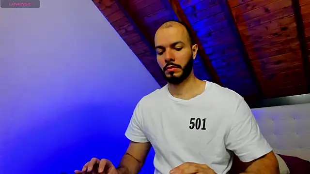 Tom Bailey online show from April 2026 12:56:02 PM