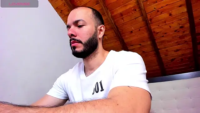 Tom Bailey online show from February 2026 01:02:02 PM