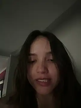 MisFrekcles  online show from March 2025 12:11:02 PM