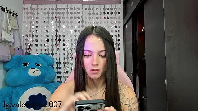 lucyy tay online show from December 2024 12:14:01 AM