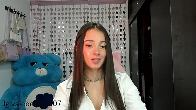 lucyy tay online show from December 2024 09:42:02 PM