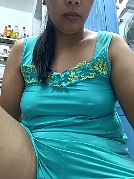 Lanyingxin18 online show from February 2026 10:51:02 PM