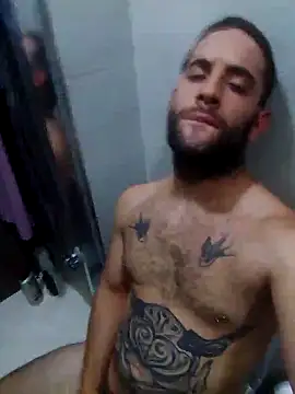 Snapshot of bearguy998 chatting on September 2025 06:50:01 PM bearguy998 online show from September 2025 06:50:01 PM