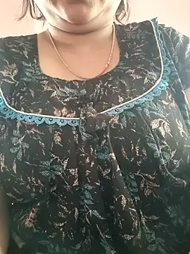 cuteyqueen online show from January 2026 07:14:01 AM