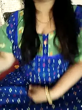 Snapshot of cuteyqueen chatting on February 2026 05:05:02 AM cuteyqueen online show from February 2026 05:05:02 AM