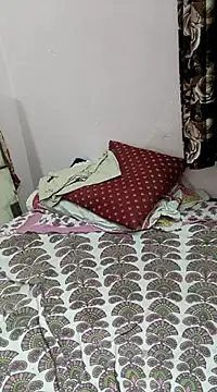 cuteyqueen online show from March 2025 03:41:01 PM