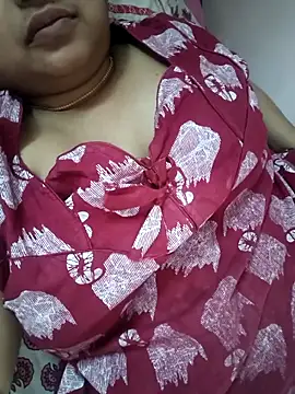 cuteyqueen online show from March 2025 01:05:01 AM