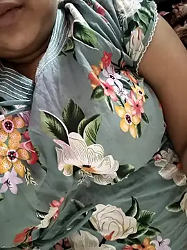 cuteyqueen online show from March 2025 01:53:02 AM