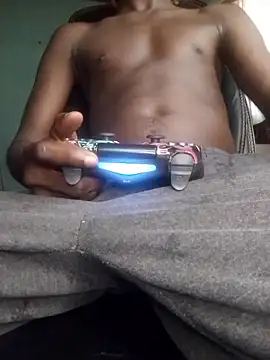 Naughty Ratty online show from November 2025 10:19:01 AM