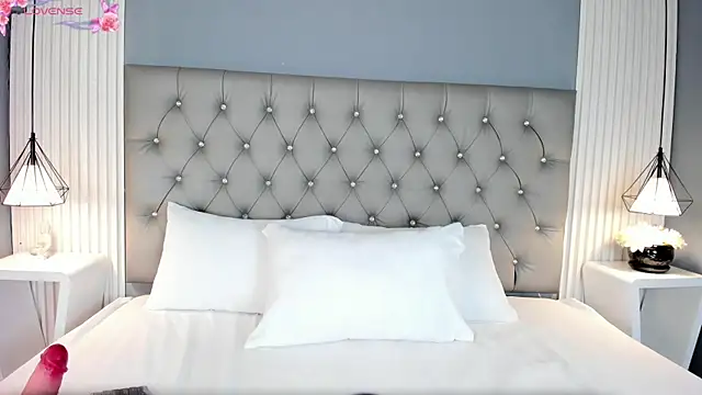 JessyEvans online show from September 2025 05:41:01 PM