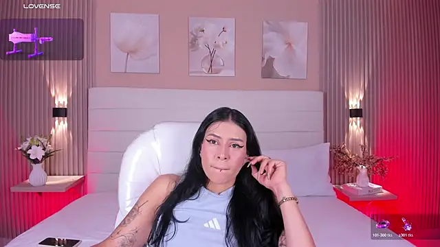 JessyEvans online show from June 2026 07:22:02 PM
