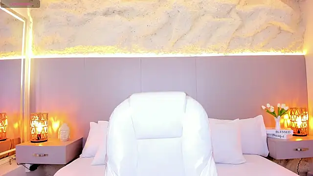 JessyEvans online show from April 2026 07:37:02 PM