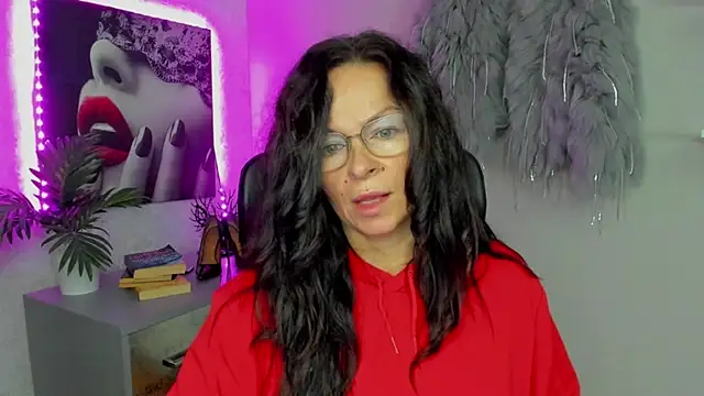 HelenLuxx online show from October 2025 05:38:02 AM