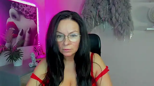 HelenLuxx online show from November 2025 06:56:02 AM