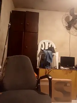 Snapshot of Claudiop2061 chatting on September 2025 05:42:02 PM Claudiop2061 online show from September 2025 05:42:02 PM