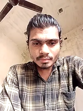 Snapshot of Yasha_14C_Creator chatting on June 2026 04:20:02 AM Yasha 14C Creator online show from June 2026 04:20:02 AM