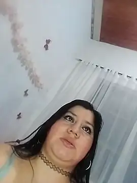 keterinjones--11 online show from November 2025 04:56:01 PM