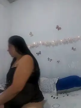 keterinjones--11 online show from October 2025 10:46:02 PM