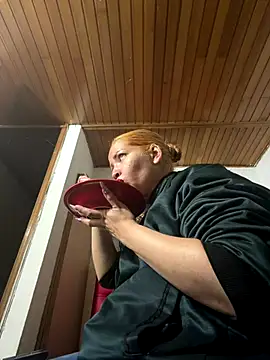 THEBOSSLARA online show from December 2025 11:29:02 PM