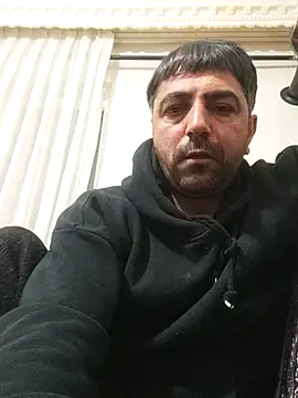 Snapshot of Muratcanik44 chatting on February 2026 11:03:01 PM Muratcanik44 online show from February 2026 11:03:01 PM