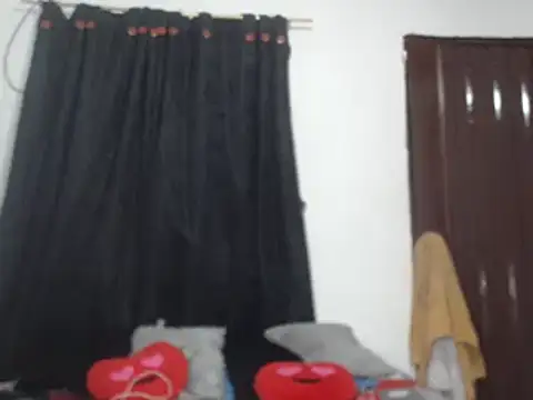 Snapshot of Alana_kiss_1 chatting on January 2025 10:35:01 PM Alana kiss 1 online show from January 2025 10:35:01 PM
