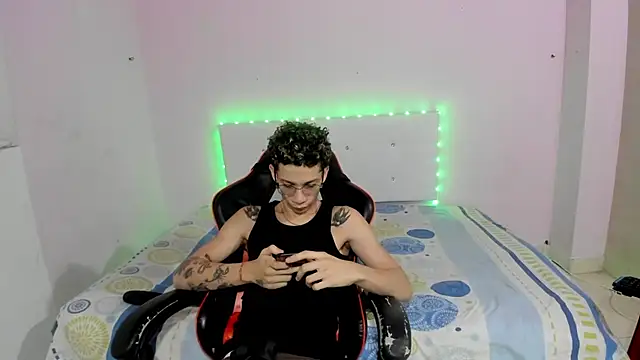 mateodeamjo online show from October 2025 08:46:02 AM